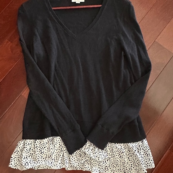 LOFT Black V Neck Cotton Lightweight Sweater Animal Print Ruffle Hem Size XS EUC - Picture 11 of 15